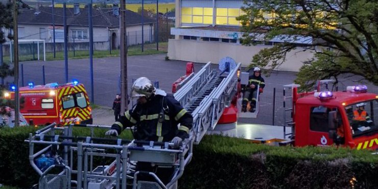 Exercice d'incendie réussi à Morhange : Un test grandeur nature pour les équipes éducatives et les pompiers